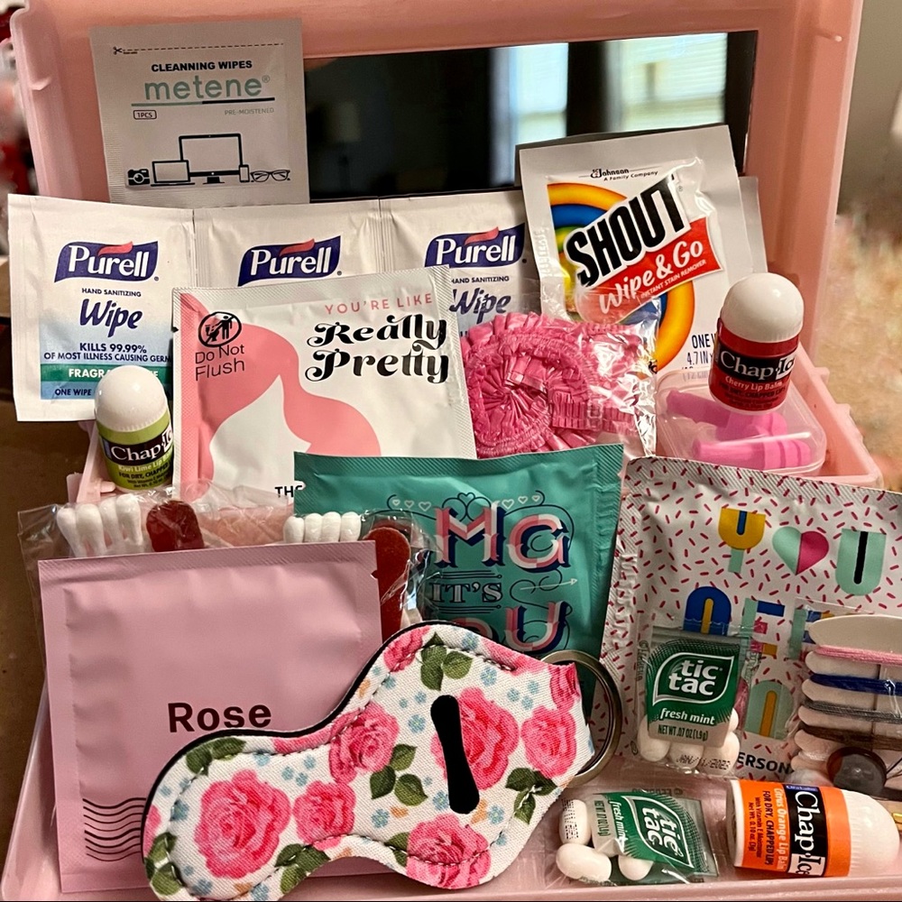 💕LAST ONE! Caboodles On The Go Pink Sparkle Travel Kit 28 pc Bundle 💗